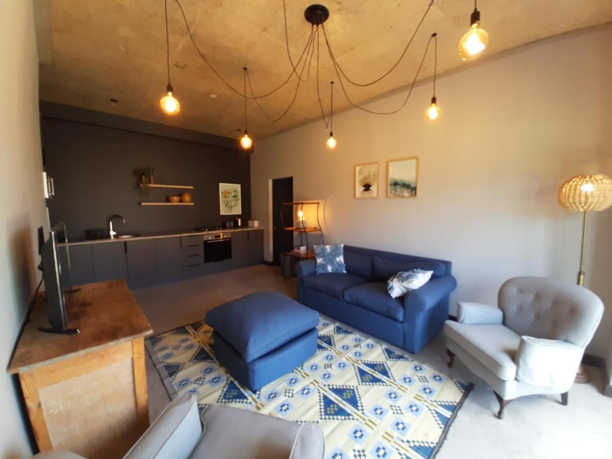 Black Eagle Self-Catering Accommodation, Hermanus Ngoại thất bức ảnh