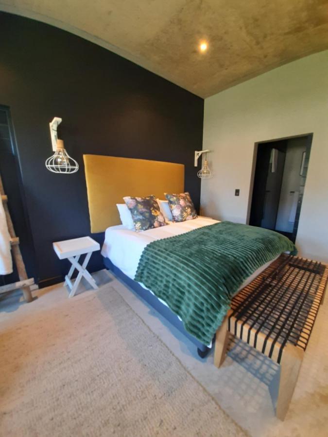 Black Eagle Self-Catering Accommodation, Hermanus Ngoại thất bức ảnh